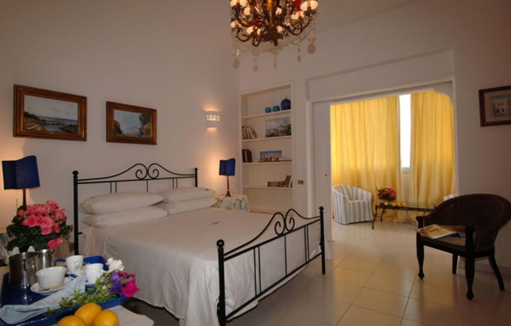 Hotel Piccolo Mondo Castro (Lecce) Exterior foto